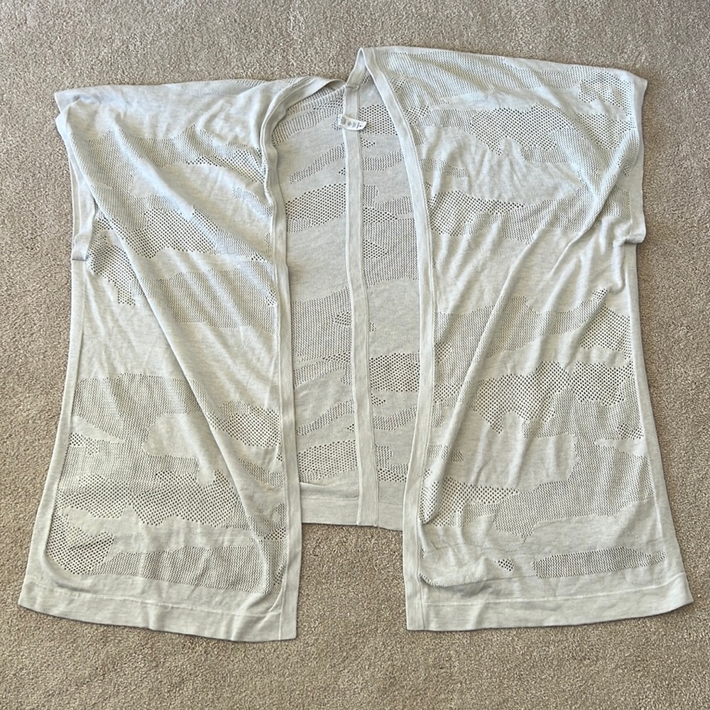 Lululemon Sleeve Wrap